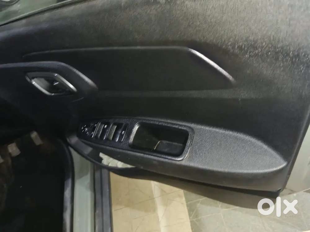 Hyundai Exter Sx 2023 With Sunroof
