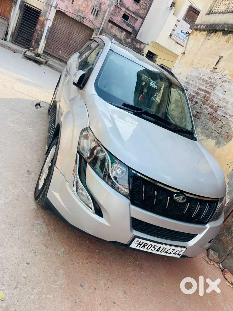 Mahindra Xuv 500 W6 2017 2nd Onwer