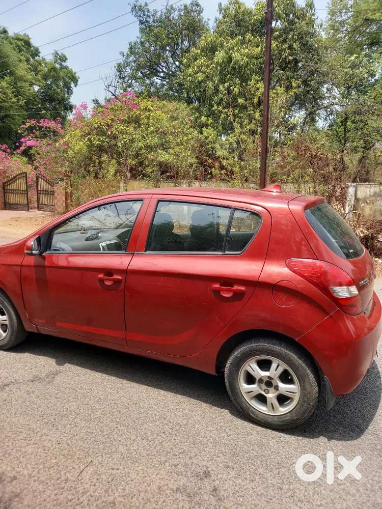 Hyundai I20 2011 Diesel In Very Good Condition,