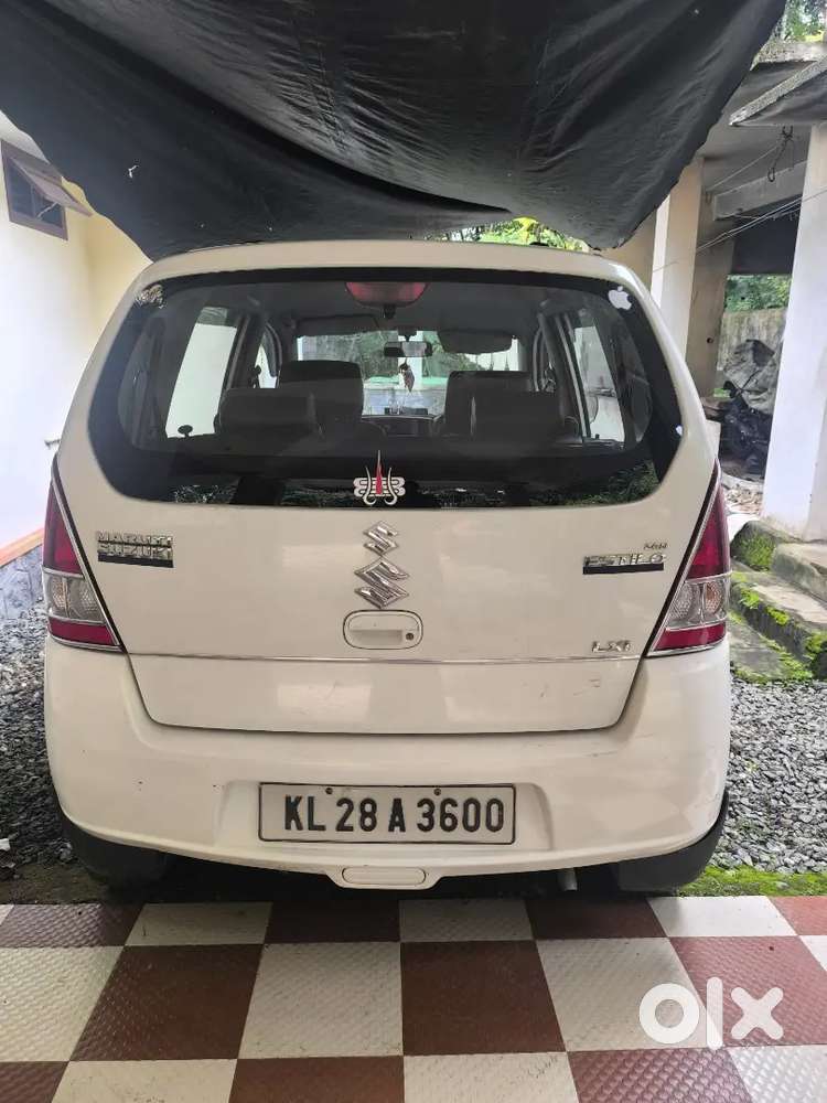 Well-maintained Maruti Suzuki Zen Estilo 2011 For Sale!