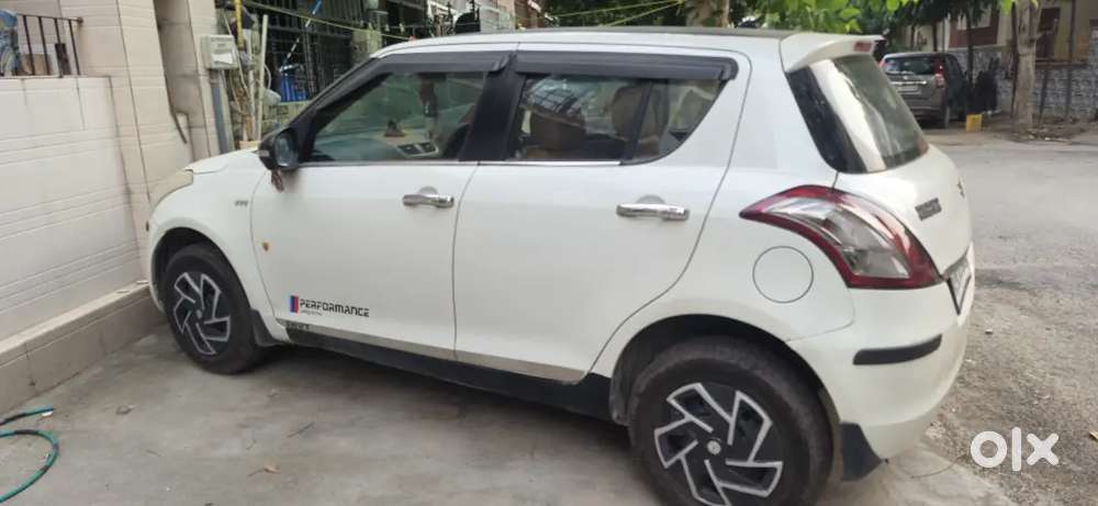 Maruti Swift Vxi Cng 2014