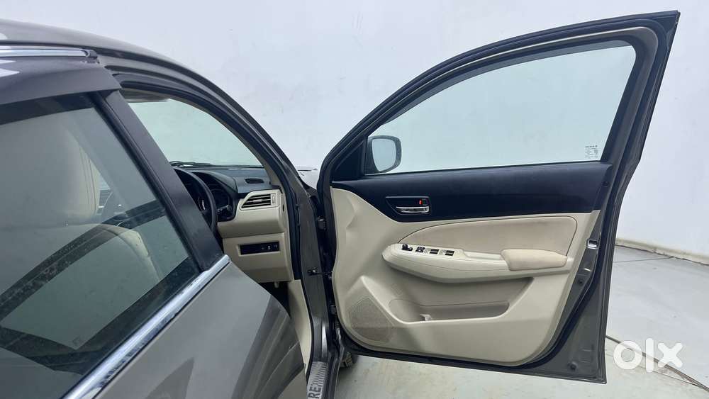 Maruti Suzuki Dzire Vxi Ags, 2024, Petrol