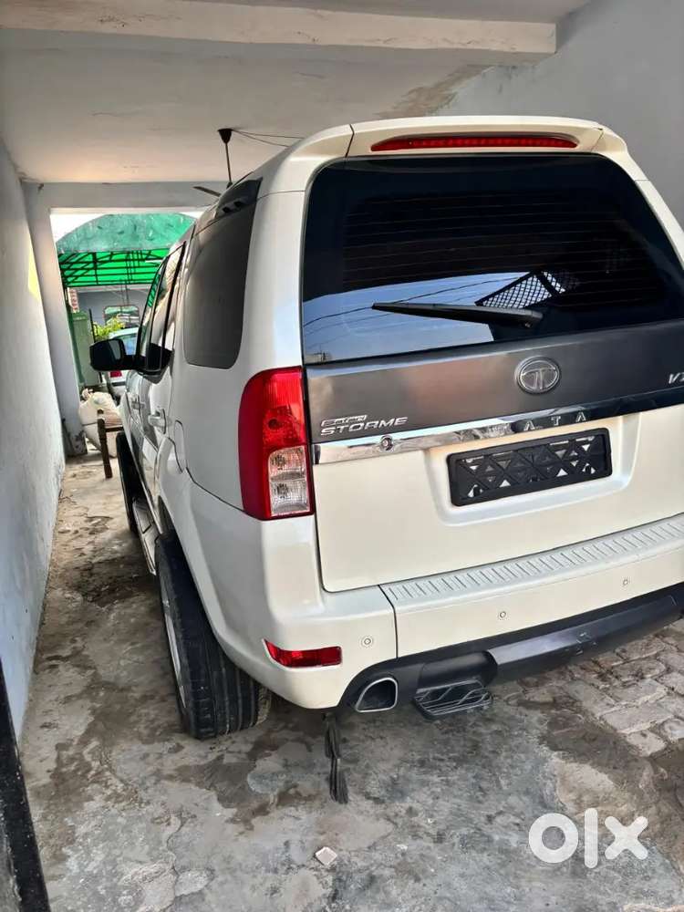 Tata Safari Storme 2016 Diesel 68000 Km Driven
