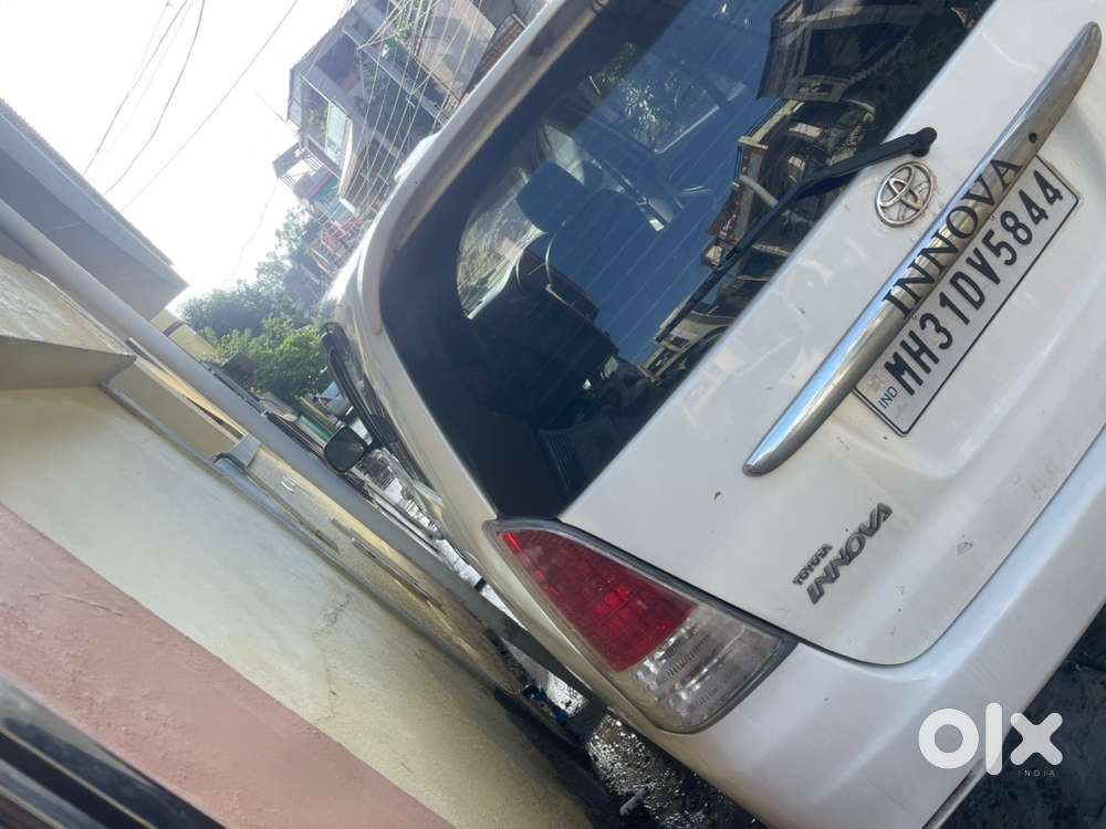 Toyota Innova Diesel 2011