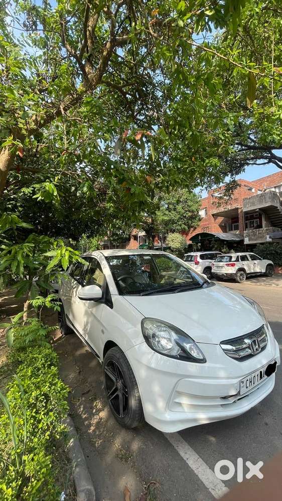 Honda Amaze 2015 Diesel Well Maintained