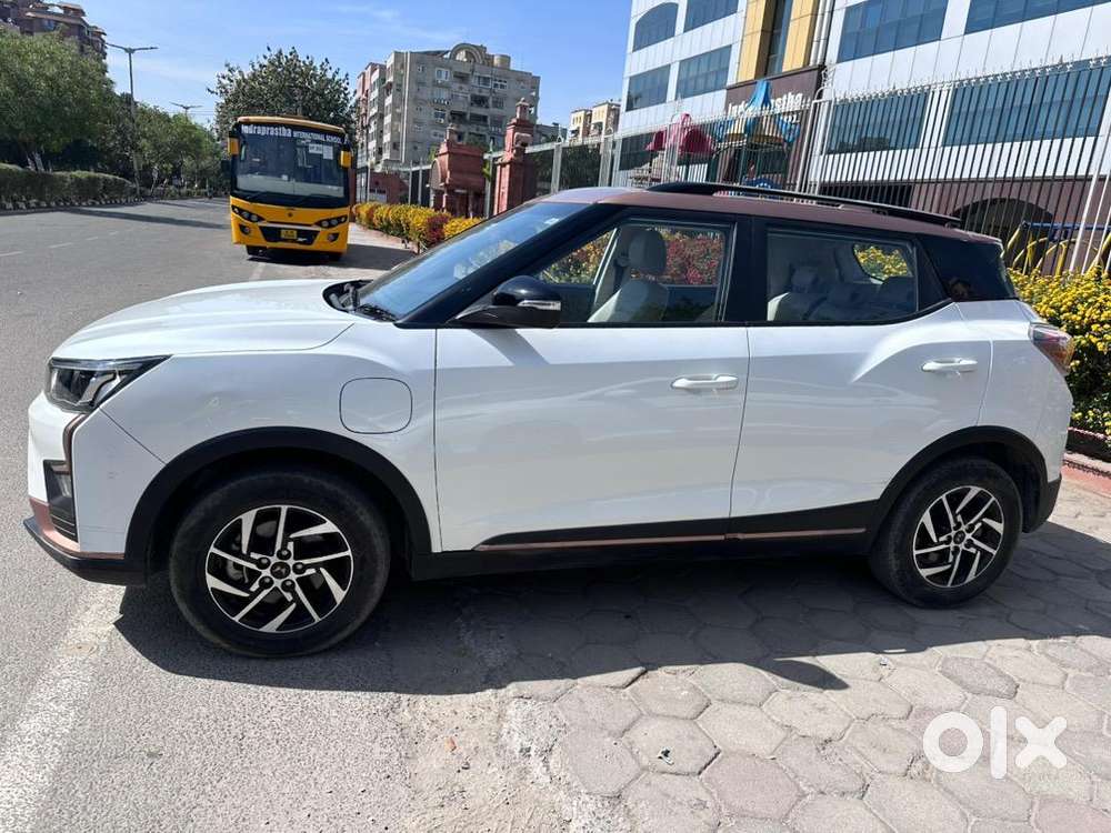 Mahindra Xuv400 2024 Electric Well Maintained