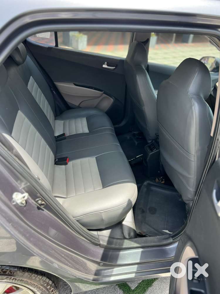 Hyundai Grand I10 Asta Option, 2016, Petrol