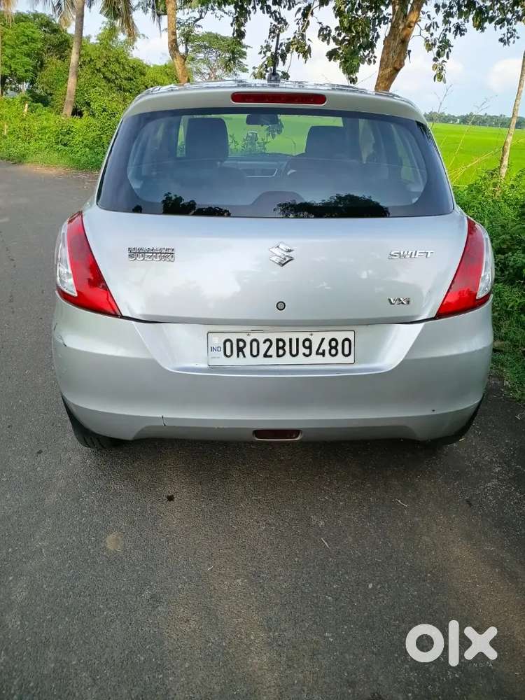 Maruti Suzuki Swift 1.2 2012