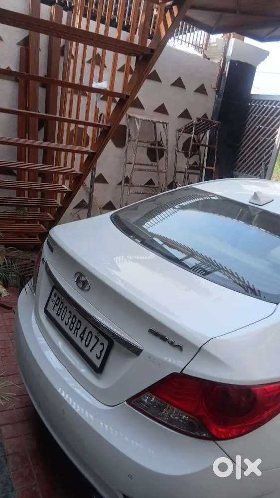 Nice Car All Fituers Are Working Conditions