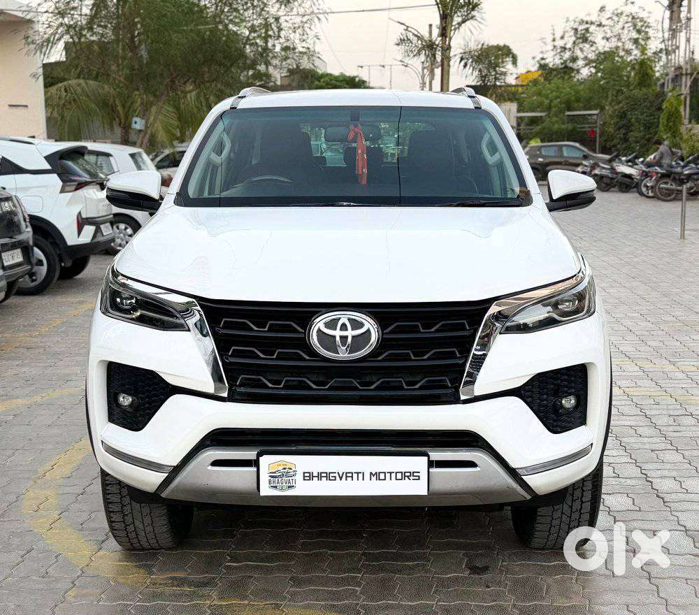 Toyota Fortuner 4x2 At 2.8 Diesel, 2022, Diesel