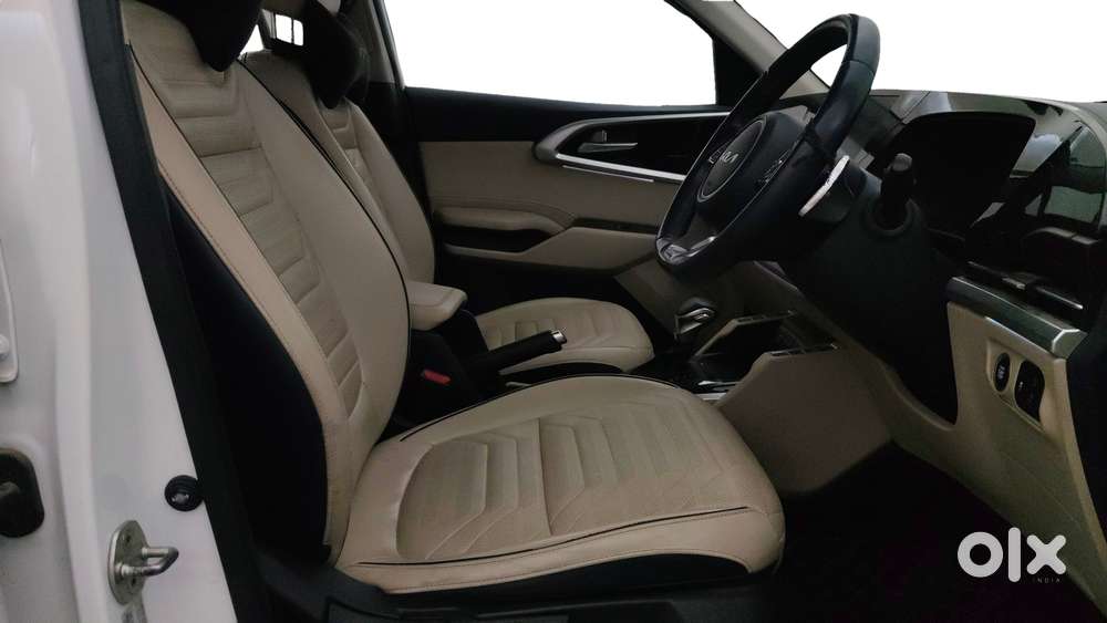 Kia Carens 1.5 Luxury Plus Diesel At 7 Str, 2022, Diesel