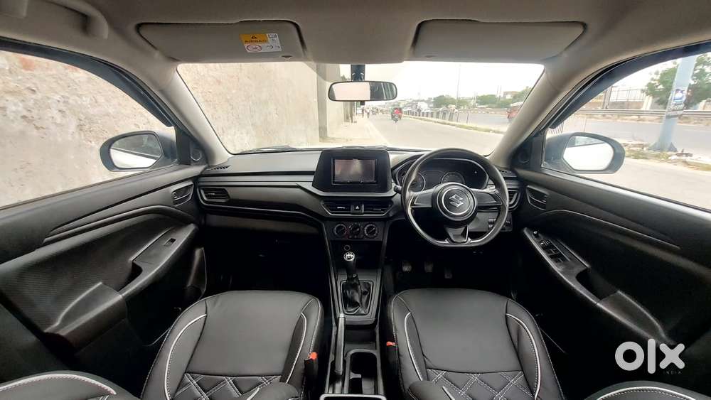 Maruti Suzuki Brezza 1.5 Lxi Smart Hybrid, 2024, Petrol