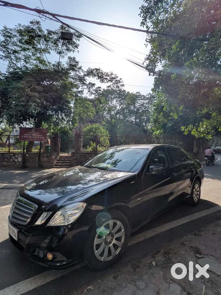 Mercedes-benz E-class 2012 Petrol 65433 Km Driven