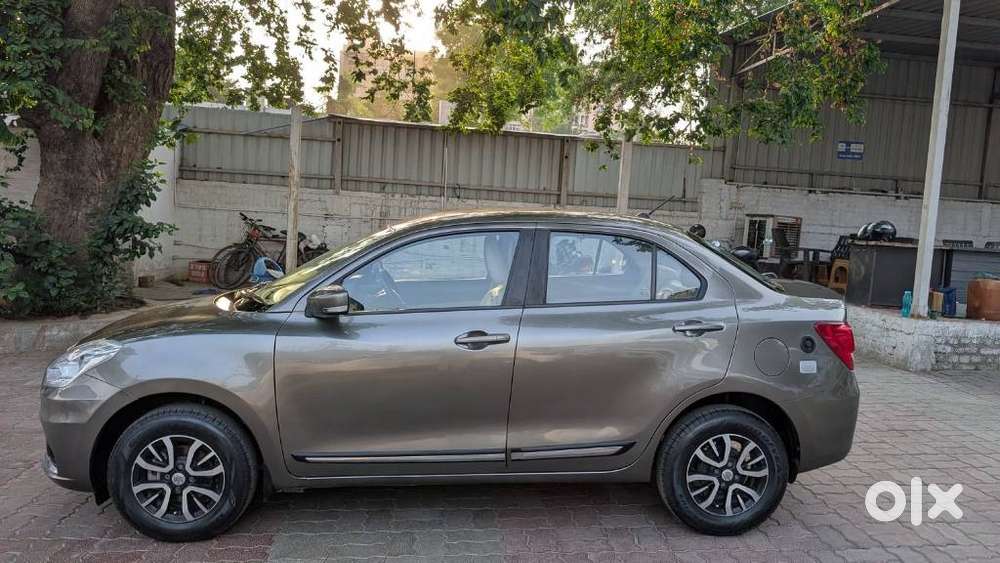 Maruti Suzuki Dzire 1.2 Vxi Cng, 2023, Cng & Hybrids