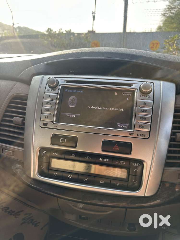 Toyota Innova 2.5 Zx 7 Str Bs-iv, 2015, Diesel