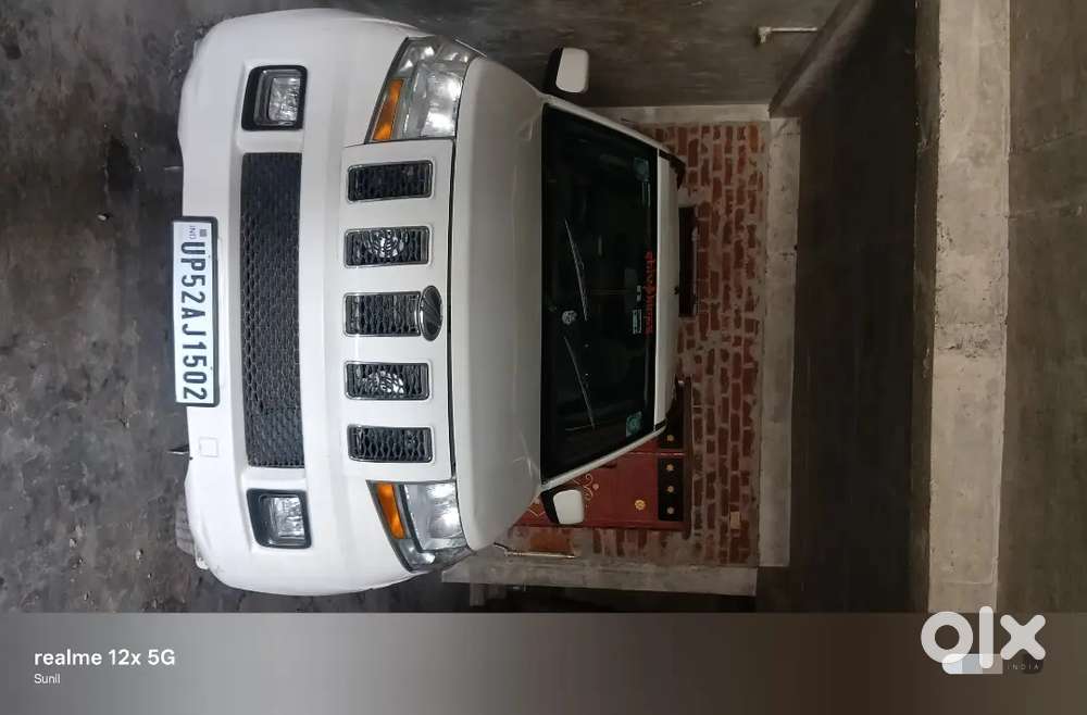 Mahindra Tuv 300 2016 Diesel 80000 Km Driven