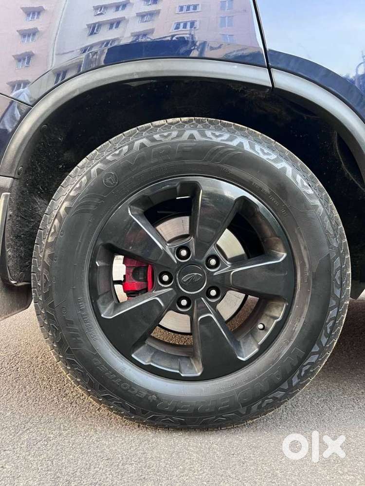 Mahindra Alturas G4 4x2 At, 2022, Diesel