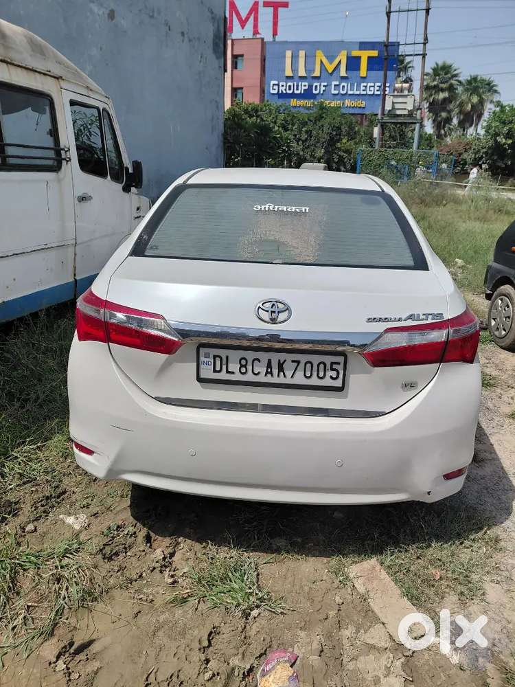 Toyota Corolla Altis 2015 Petrol