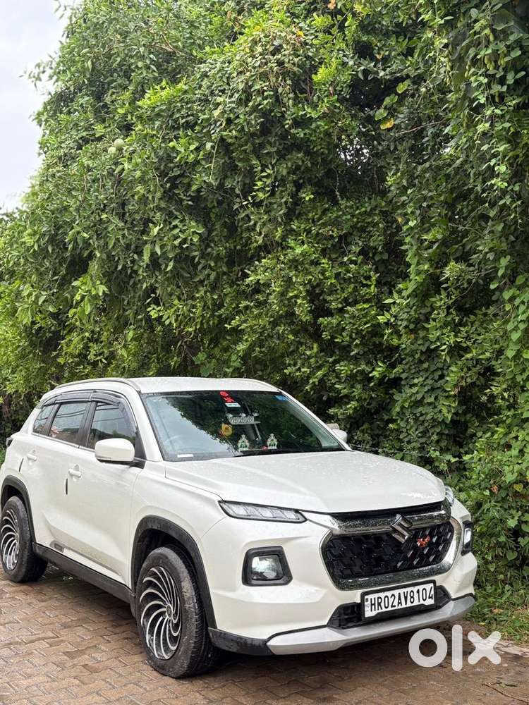 2023 Maruti Suzuki Vitara Hybrid, Petrol, Manual Transmission