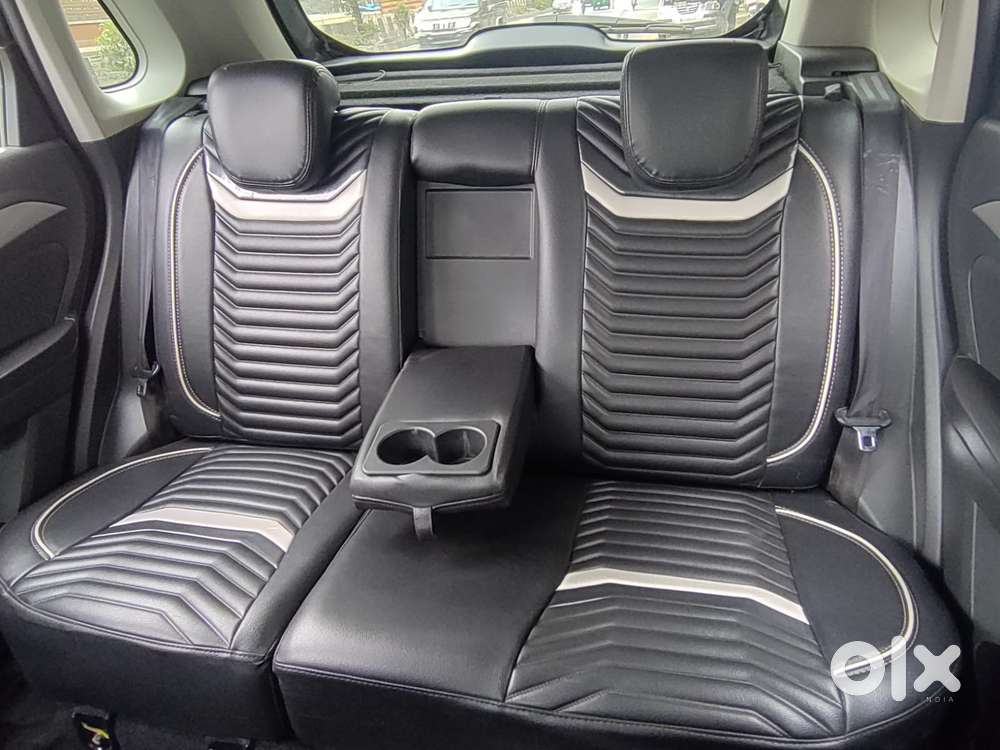 Maruti Suzuki Brezza Zdi+ Dual Tone, 2018, Diesel