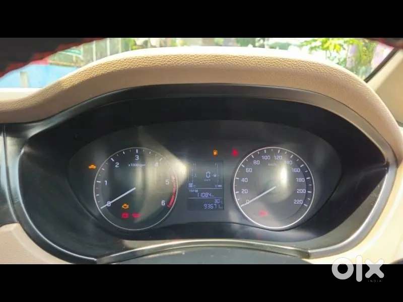 Mahindra Kuv100 Nxt 1.2 K4 Plus Diesel 6 Str, 2017, Diesel