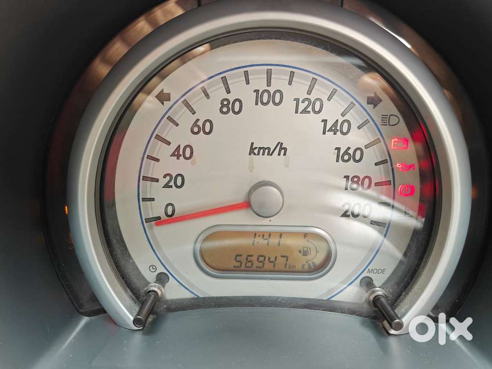 Maruti Suzuki Ritz Vxi, 2011, Petrol