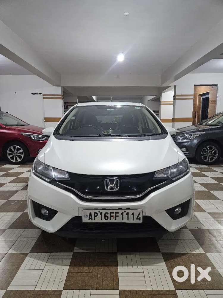 Honda Jazz 2018 Petrol Well Maintained