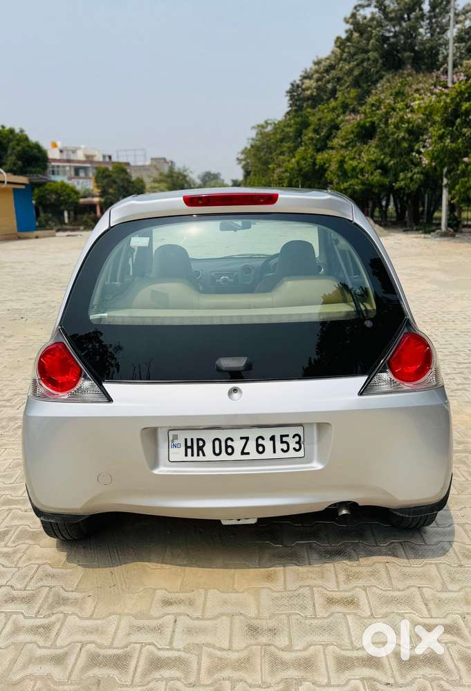 Honda Brio 2011-2013 V Mt, 2012, Petrol