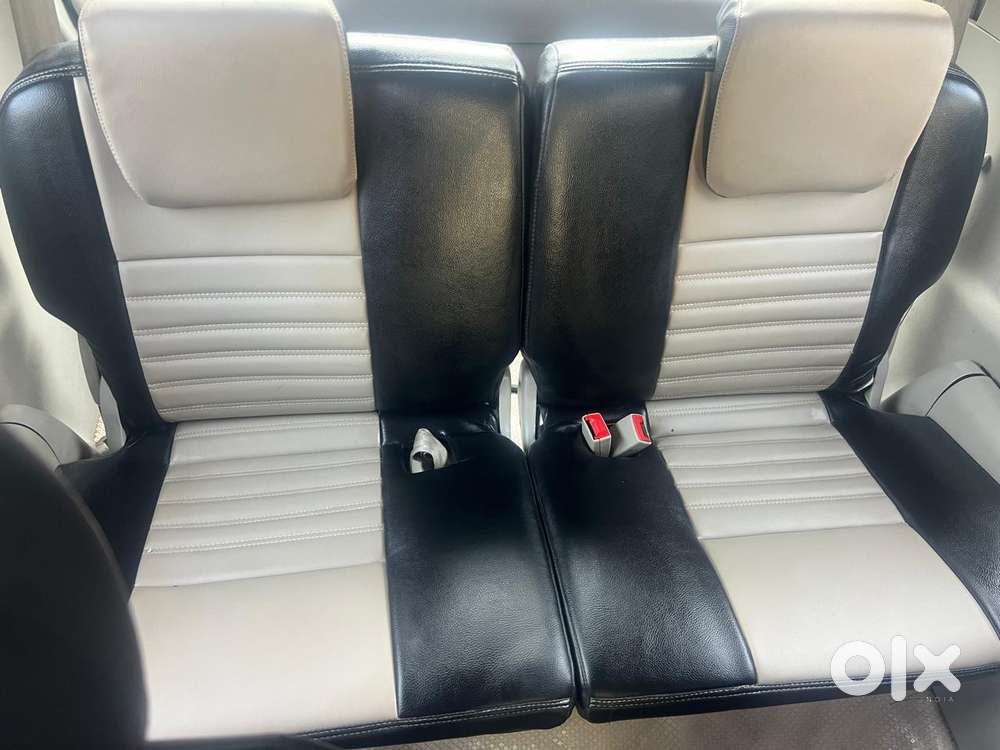 Toyota Innova 2.5 G (diesel) 8 Seater, 2015, Diesel