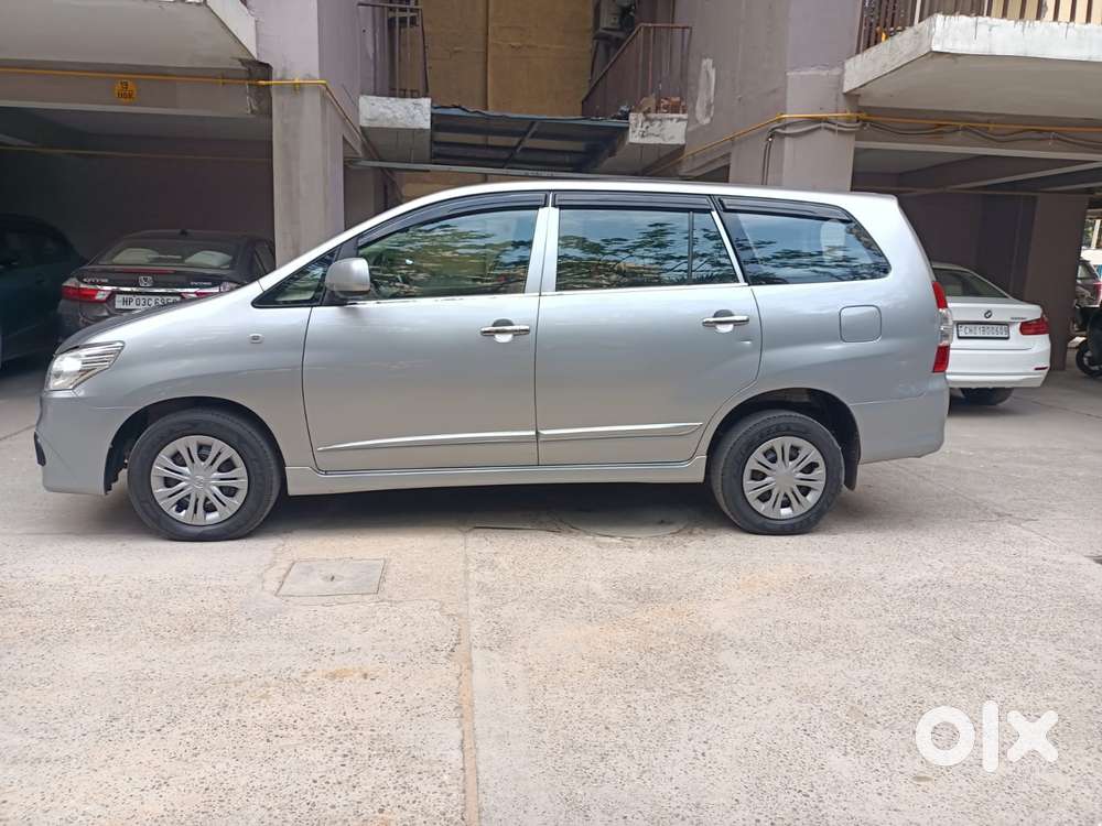 Toyota Innova 2.5 G (diesel) 7 Seater Bs Iv, 2016, Diesel