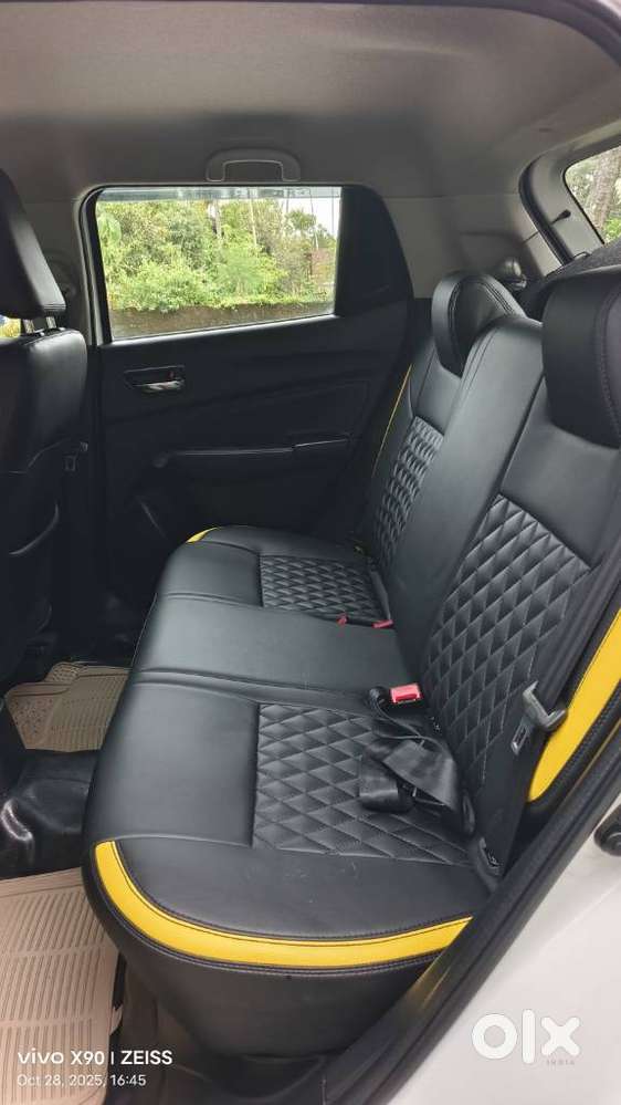 Maruti Suzuki Swift Amt Vxi, 2020, Petrol