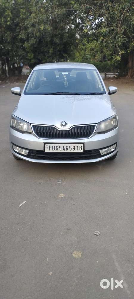Skoda Rapid 1.0 Ambition Tsi, 2017, Petrol