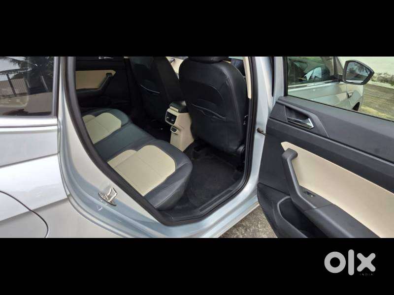 Skoda Slavia Style 1.0l Tsi At, 2023, Petrol