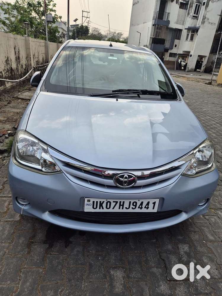 Toyota Etios 2011 Petrol Well Maintained