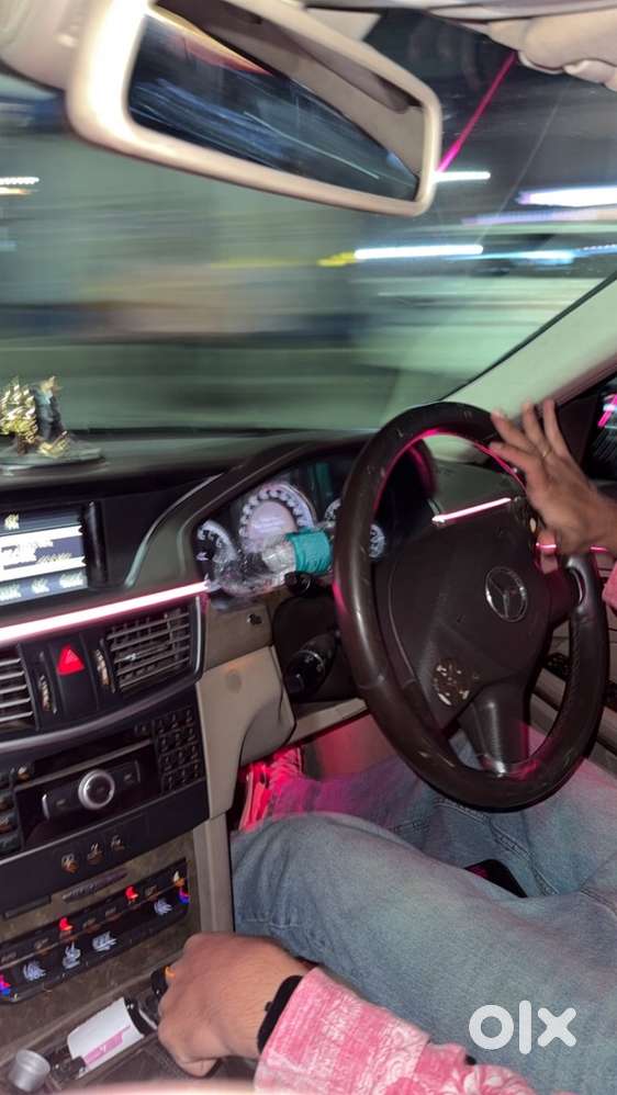Mercedes-benz E-class 2011 Well Maintain Car Petrol