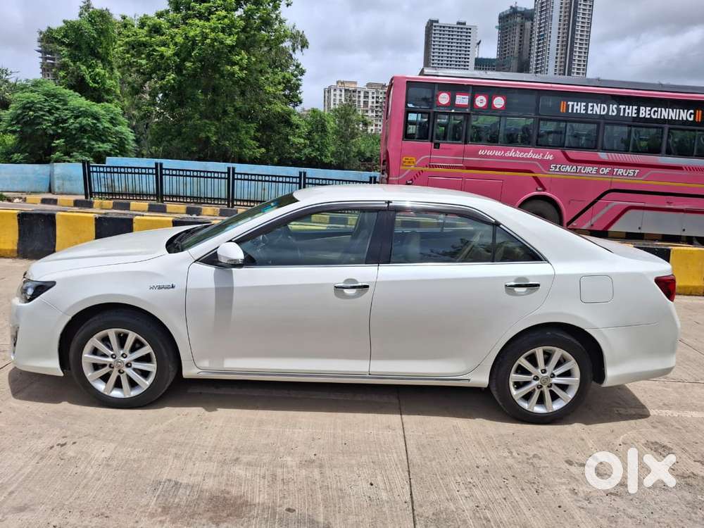 Toyota Camry Hybrid, 2014