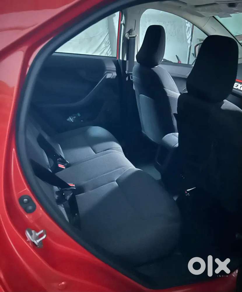 Tata Nexon 2025 Petrol. Only16500 Km Driven