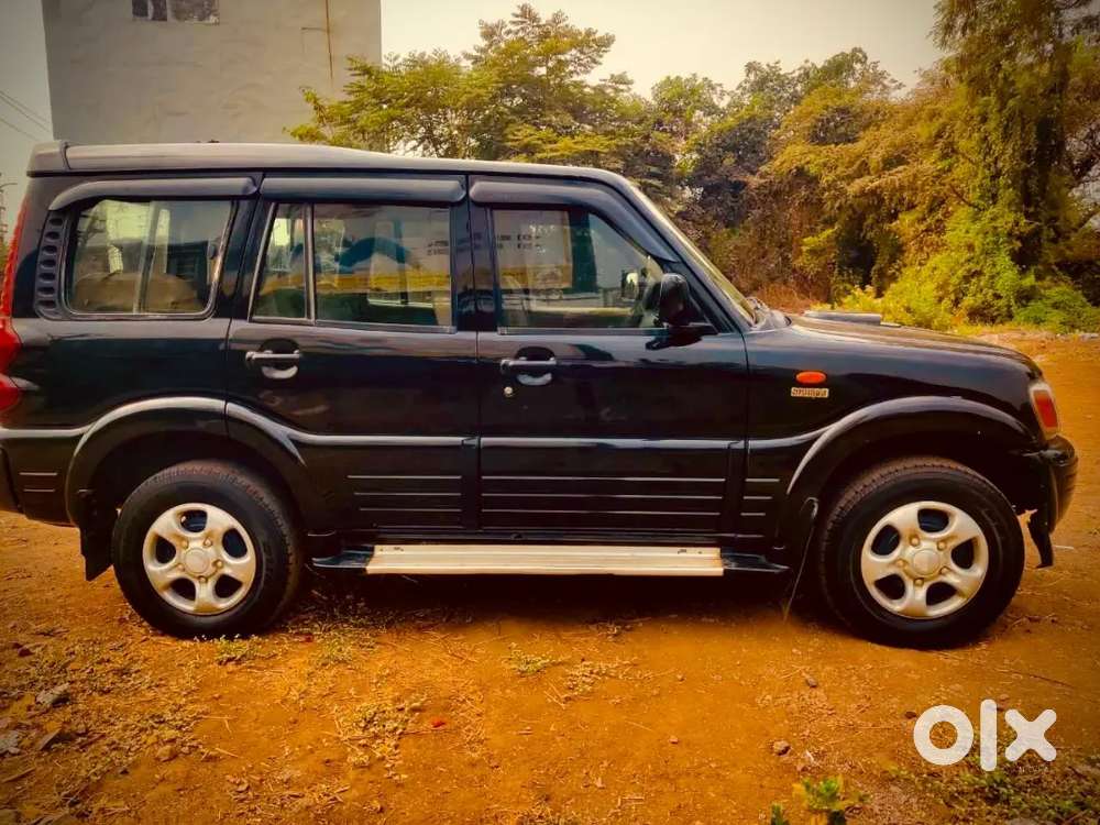 Mahindra Scorpio Classic 2006 Diesel 160000 Km Driven