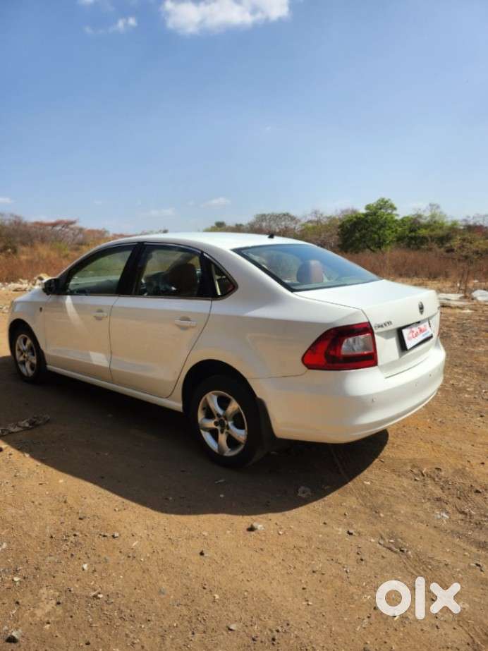 Skoda Rapid Active 1.6 Tdi Mt, 2015, Diesel