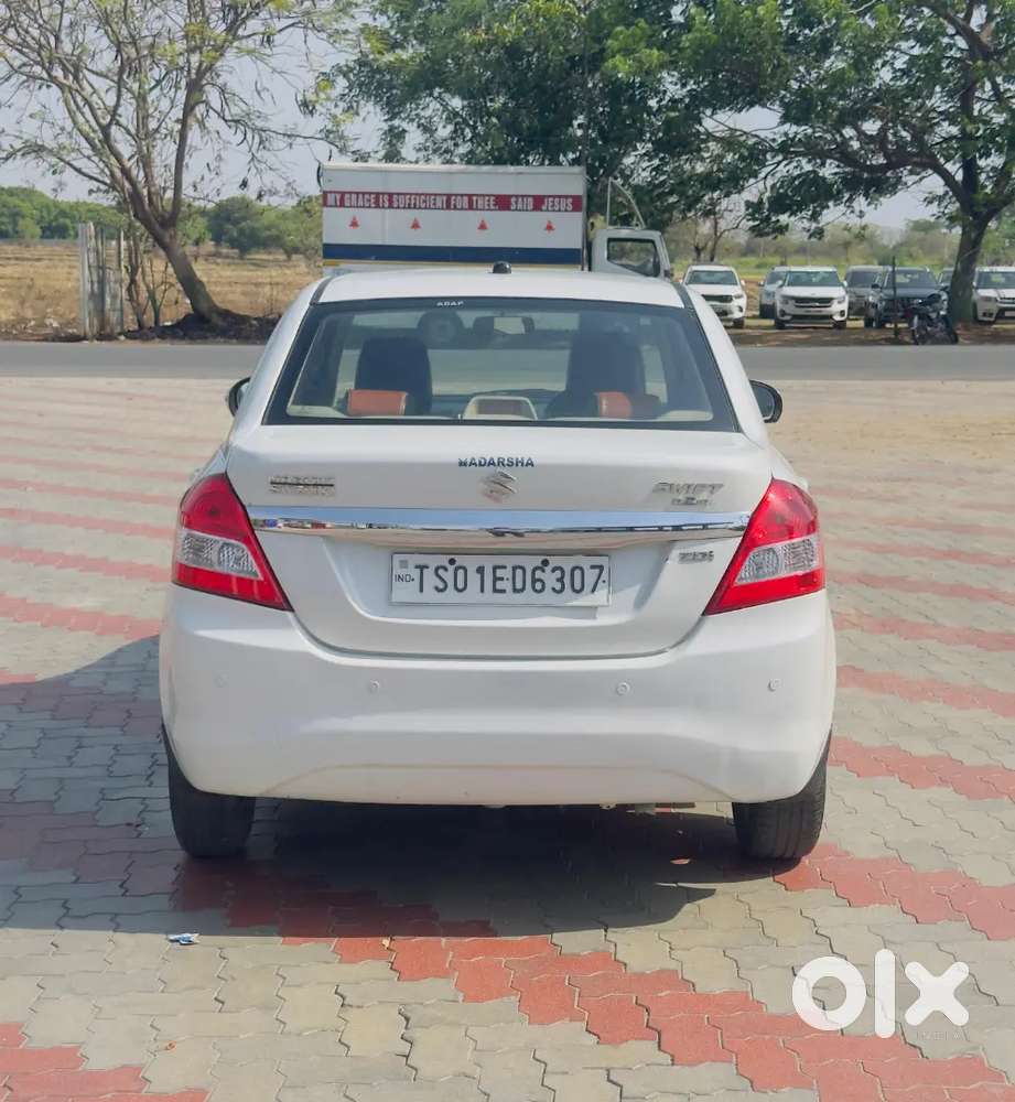 Maruti Suzuki Swift Dzire 2015 Diesel 123000 Km Driven