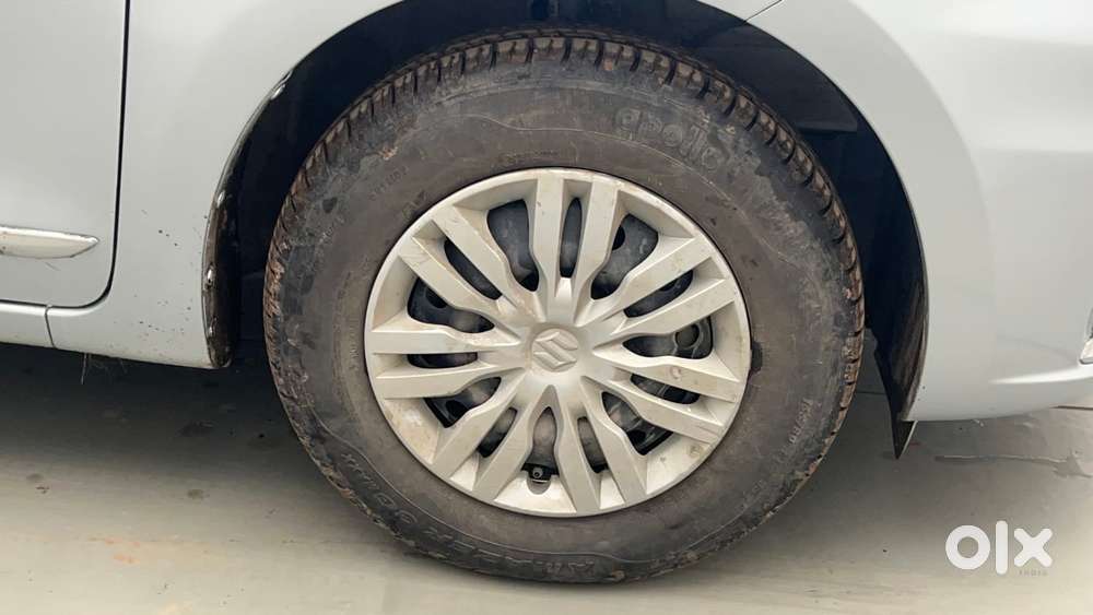 Maruti Suzuki Dzire 1.2 Vxi, 2023, Petrol