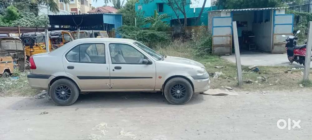 Ford Ikon 2008