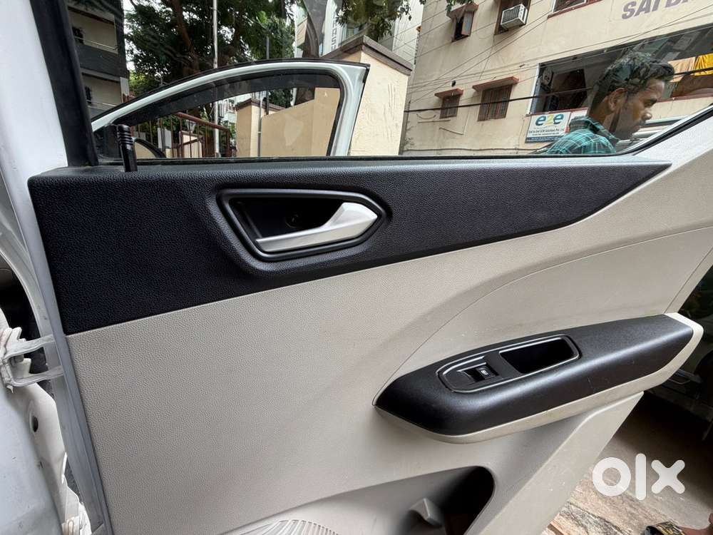 Renault Triber Rxz 2022 , Top End, Dual Tone