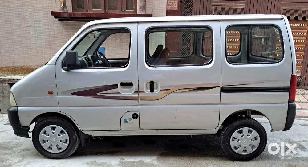 Maruti Suzuki Eeco 5 Str With Ac Plus Htr Cng, 2012, Cng & Hybrids