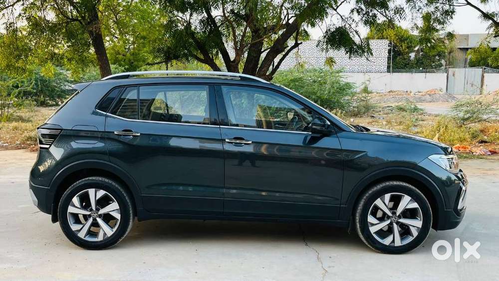 Volkswagen Taigun 1.0 Tsi Topline At, 2023, Petrol