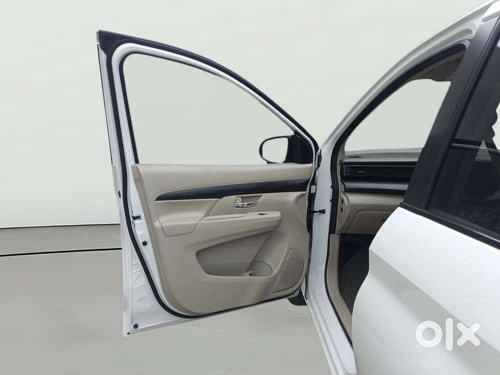 Maruti Suzuki Ertiga Vxi At, 2024, Petrol
