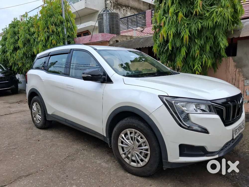 Mahindra Xuv700 2.0 Petrol 2023