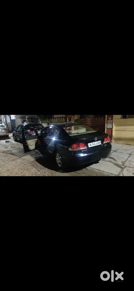 Honda Civic 2010 Petrol Well Maintained With Renewed Rc Upto 2030