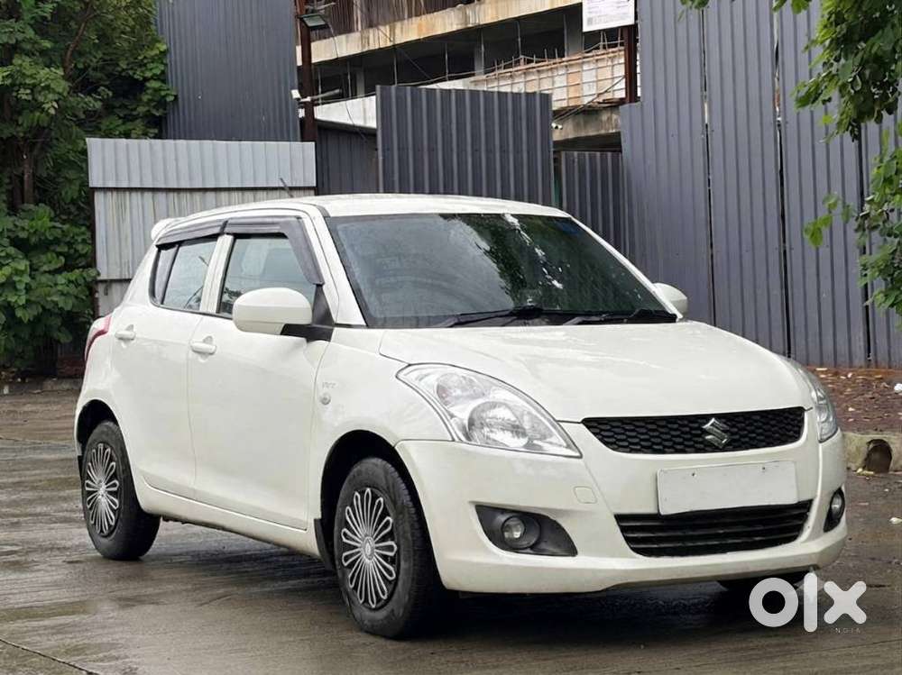 Maruti Suzuki Swift Lxi Option, 2014, Petrol