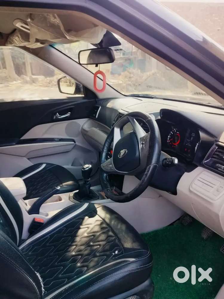 Mahindra Xuv300 1.2 W4 2021